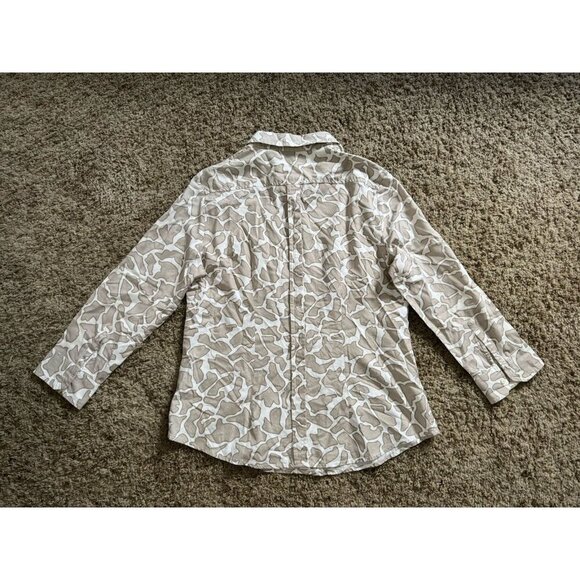 Women 100% Silk Button Shirt Tunic Animal Print Office Casual Quiet Lux LARGE - Picture 2 of 8